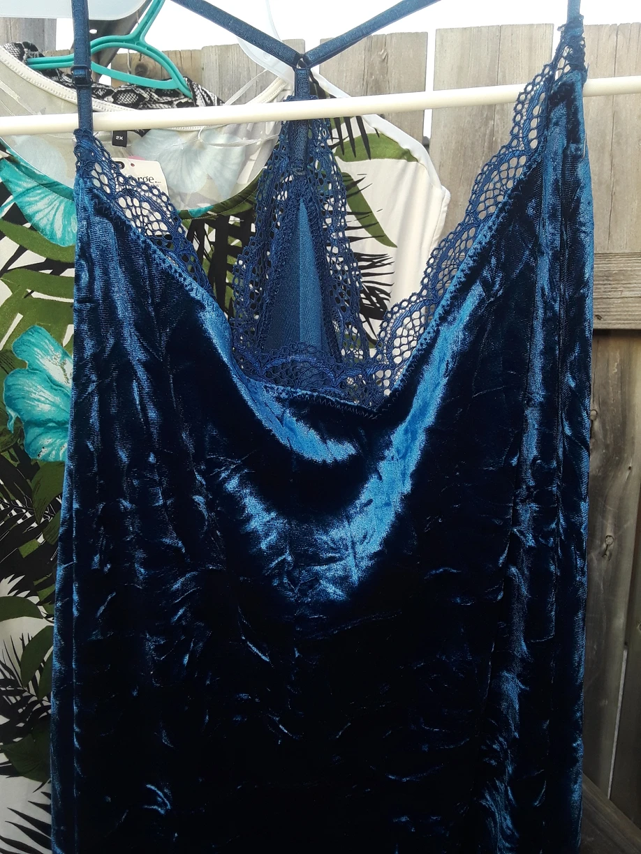 Brand new ladies tops image indicator(2)