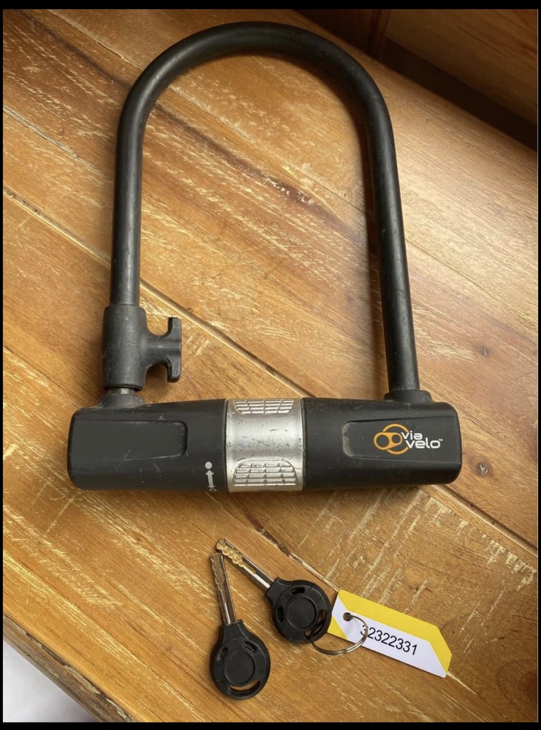 Via Velo U-Lock with Key. thumbnail