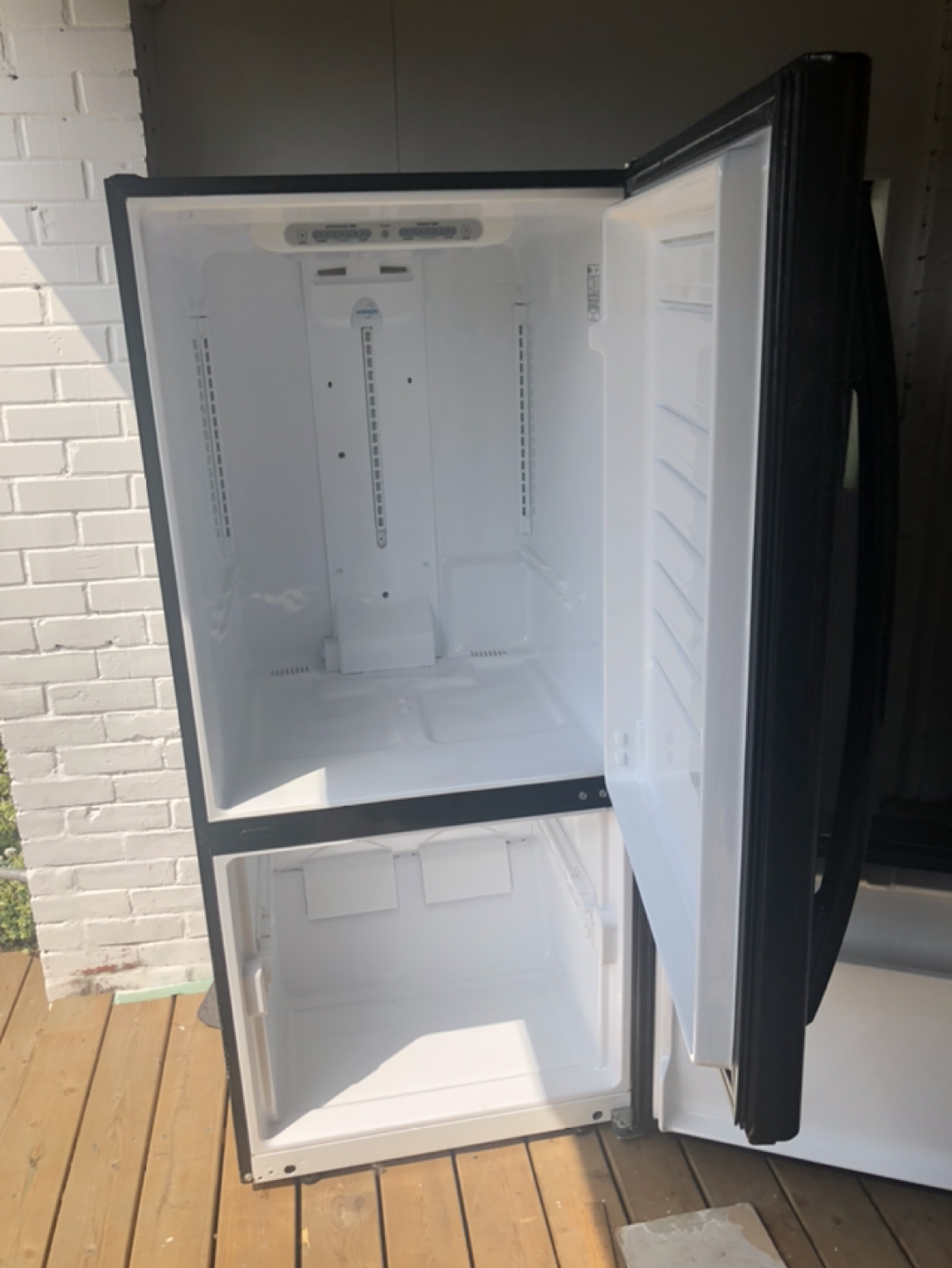 LG fridge.  image indicator(2)