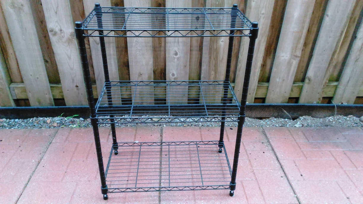 small metal shelfing system