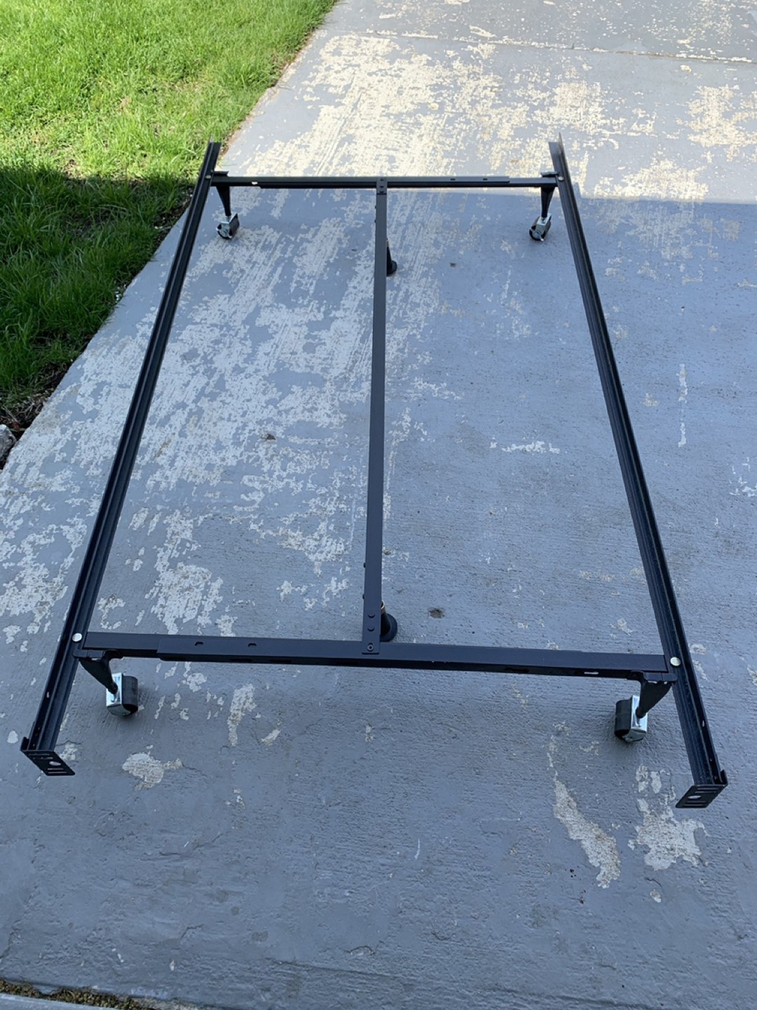 Adjustable bed frame single or double