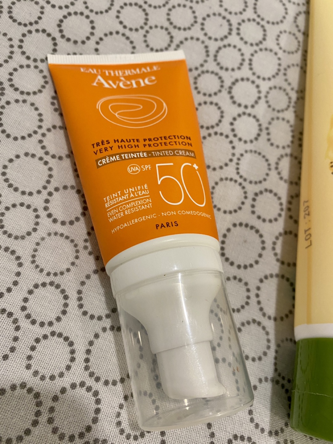 Different Creams Bathroom Kit / Set (Valued in $50) - photo 3