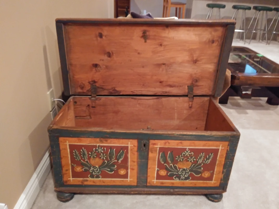 Vintage Blanket Box + Free Delivery - photo 2