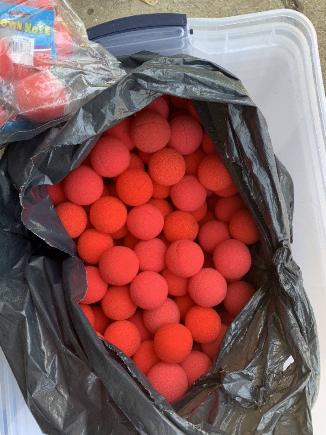 Foam red noses  - photo 5