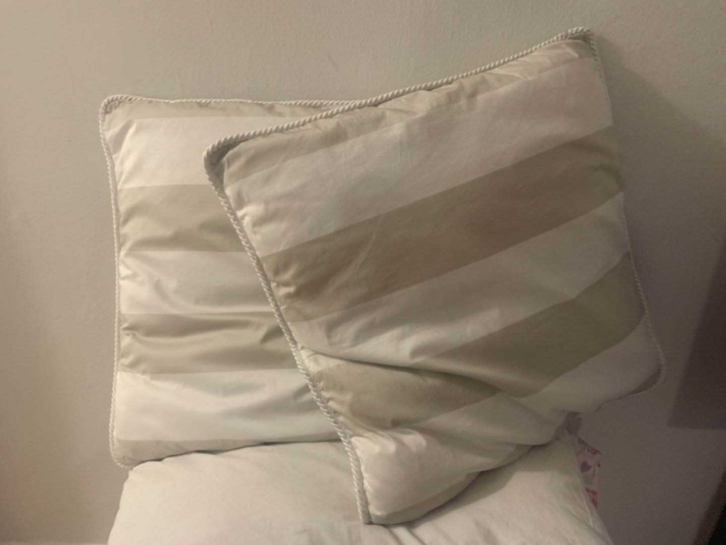 Cussion pillows