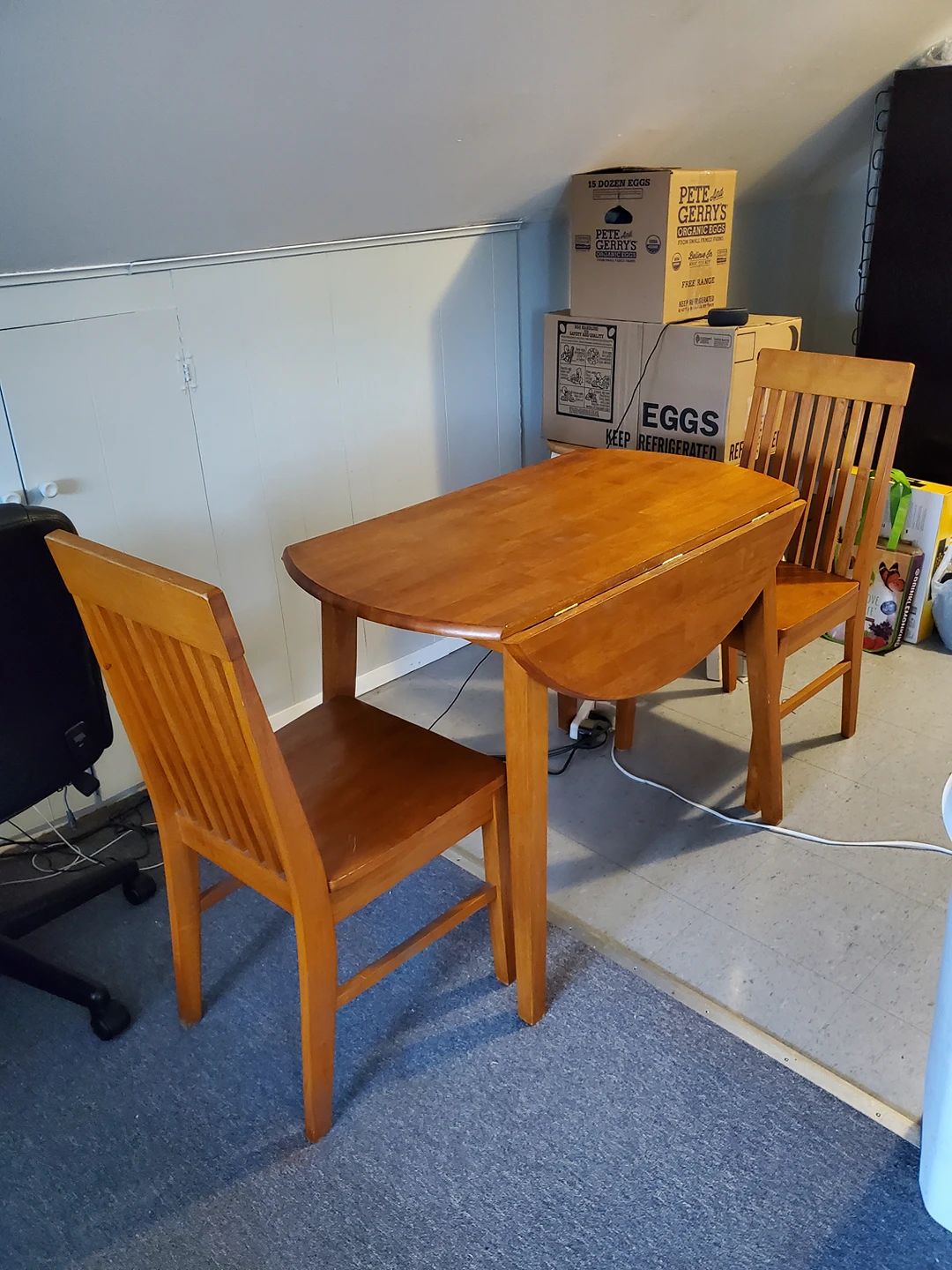 wooden table & 2 chairs - photo 2