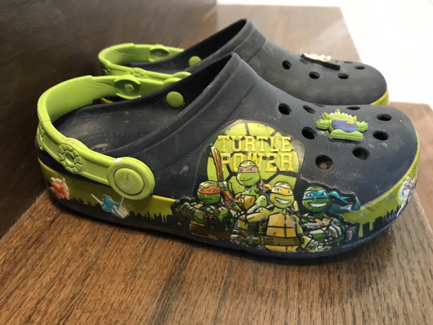 Ninja Crocs s. J-2 image indicator(2)