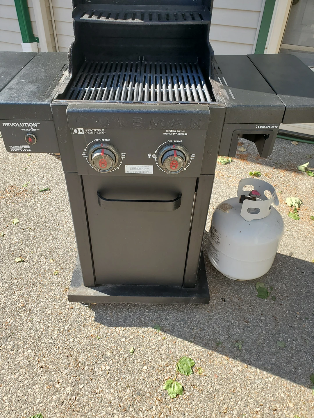 Coleman BBQ with tank