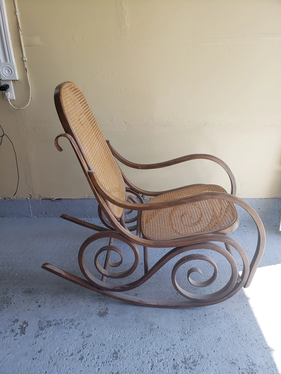 Rock chair