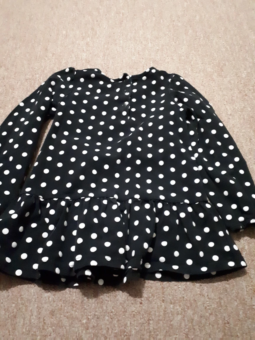 black dress - photo 4