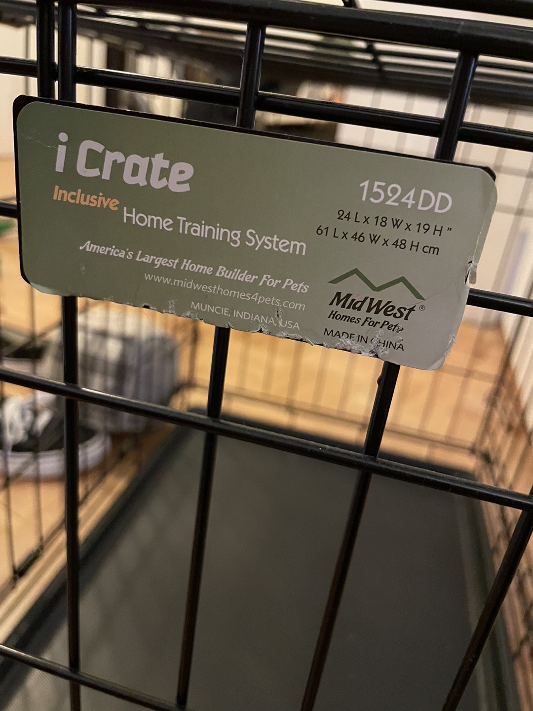 Midwest brand dog crate (foldable, and with removable divider)  - photo 4