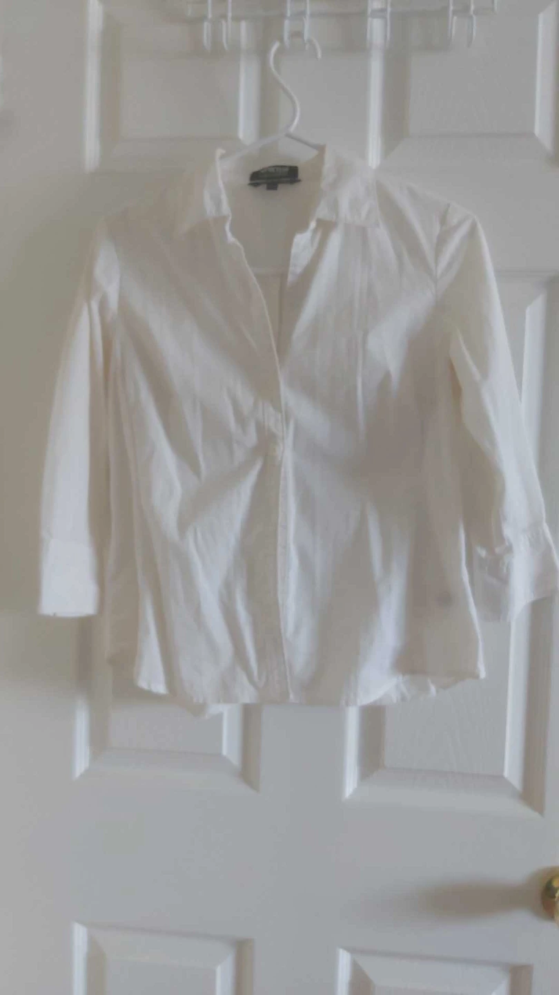 WOMEN BLOUSES thumbnail