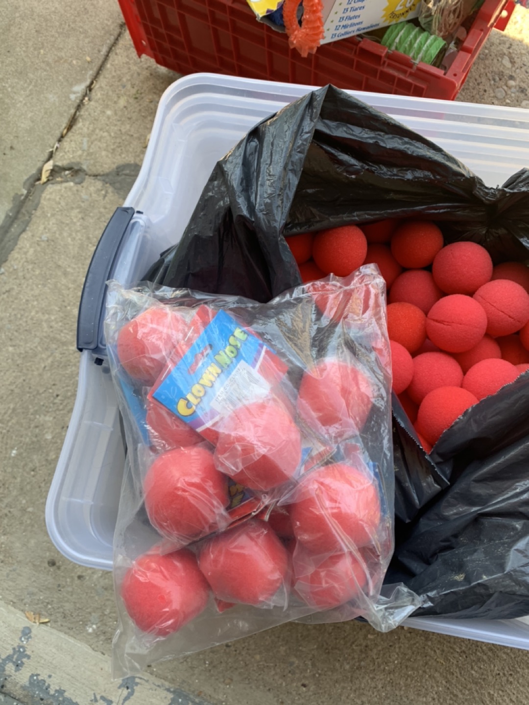 Foam red noses  - photo 4