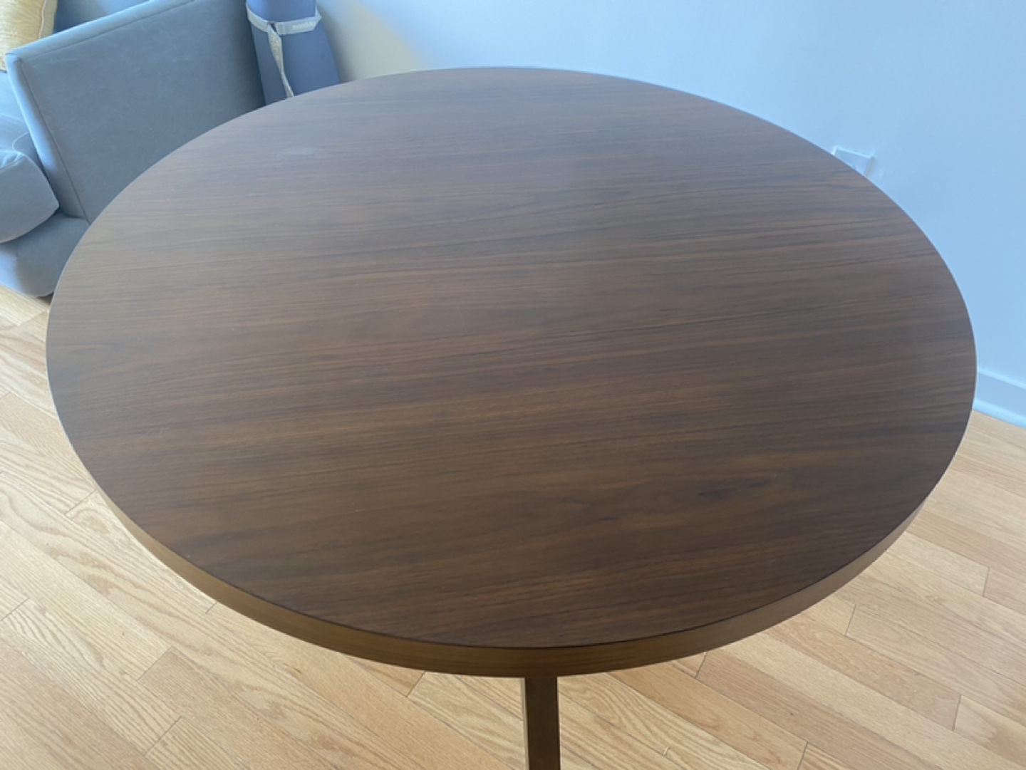Westelm dining table (round) - photo 3