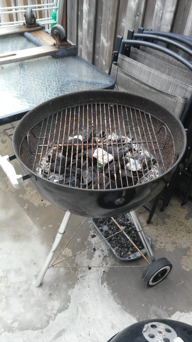 Used -  BBQ - photo 2