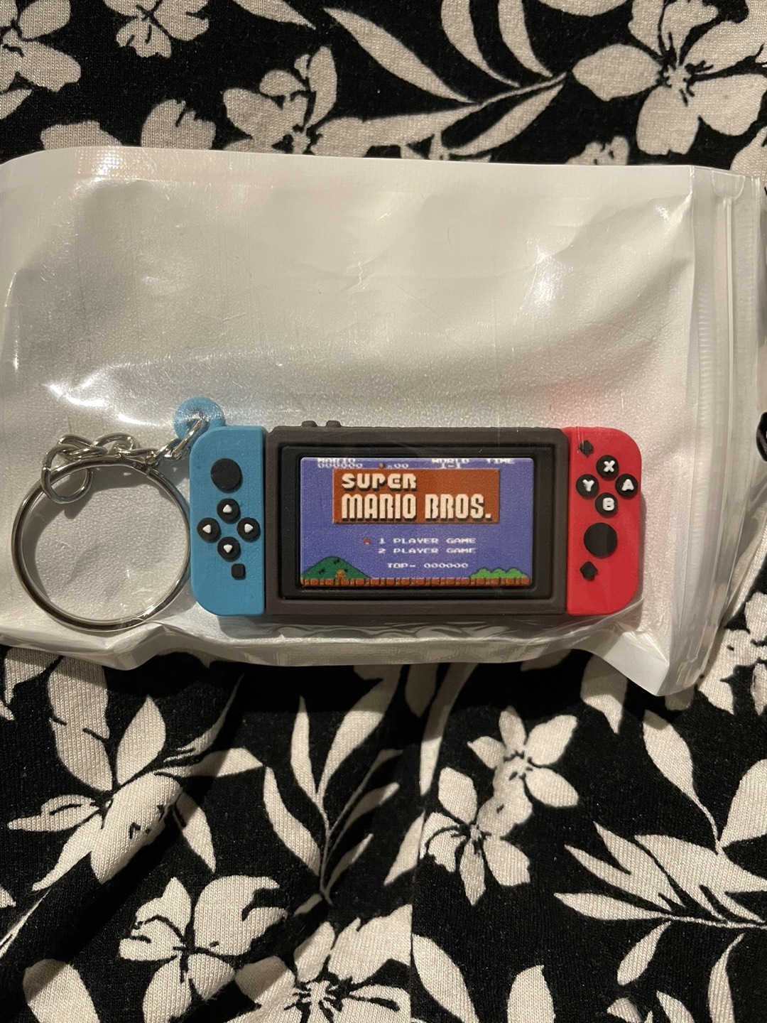 Nintendo switch Mario bros keychain - photo 2