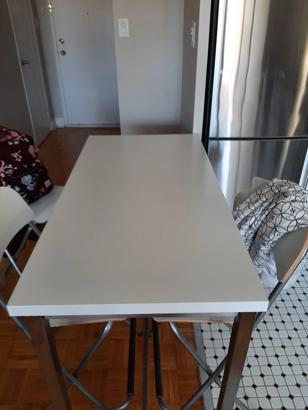 ikea table and chairs