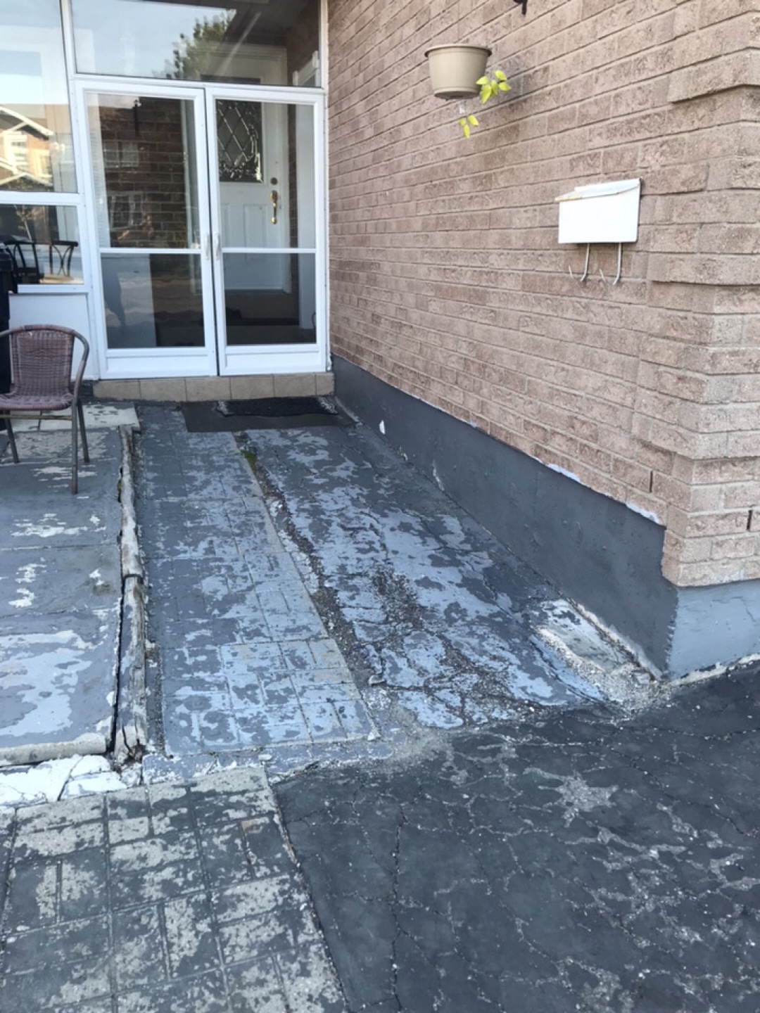SOLD.         Free patio bricks  - photo 2