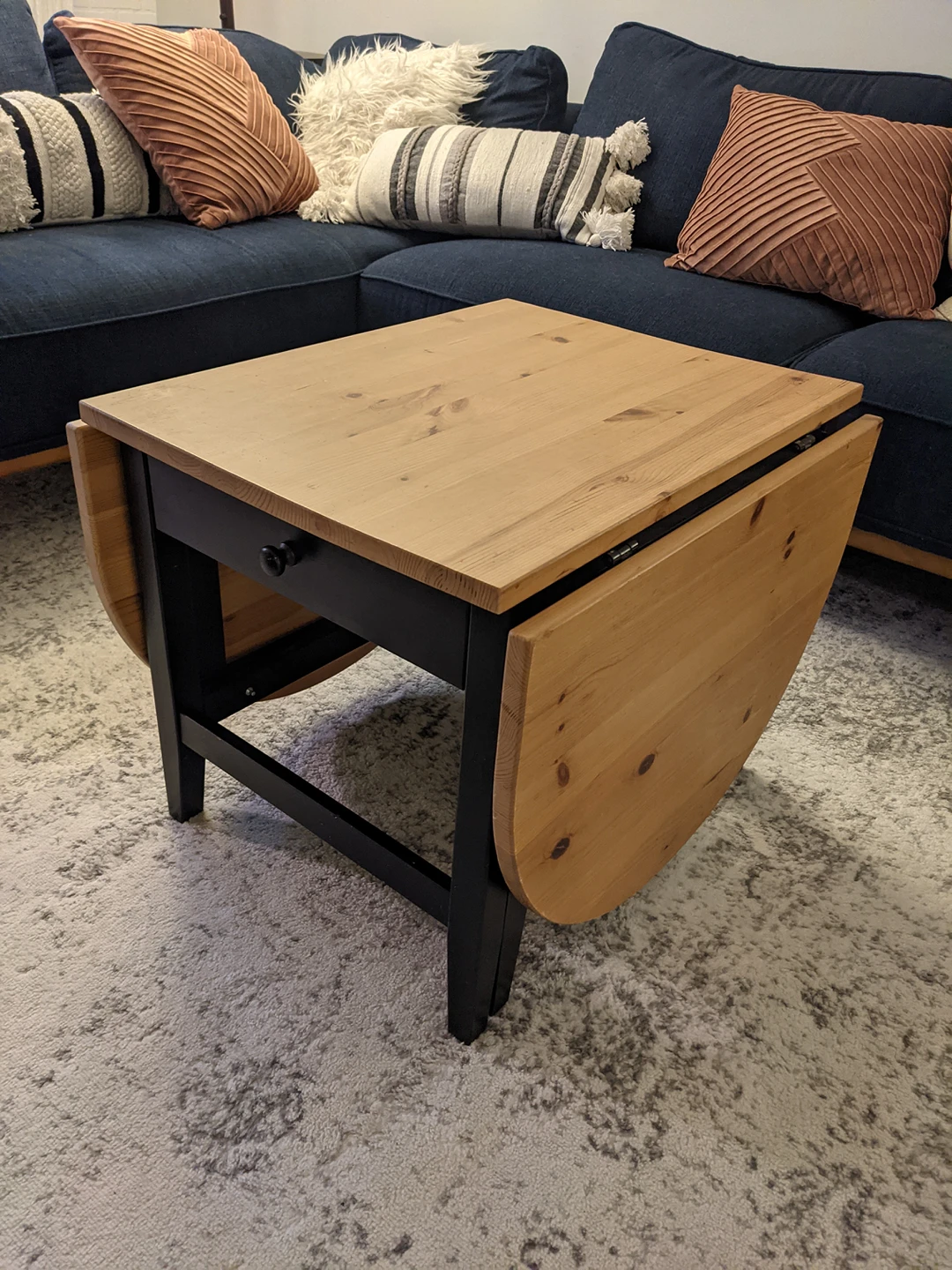 Gate-Leg Expandable Coffee Table
