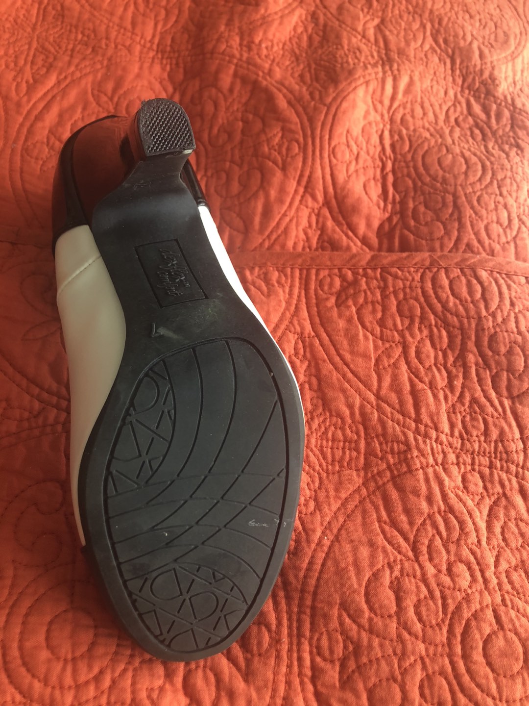 Gently used shoes - photo 2