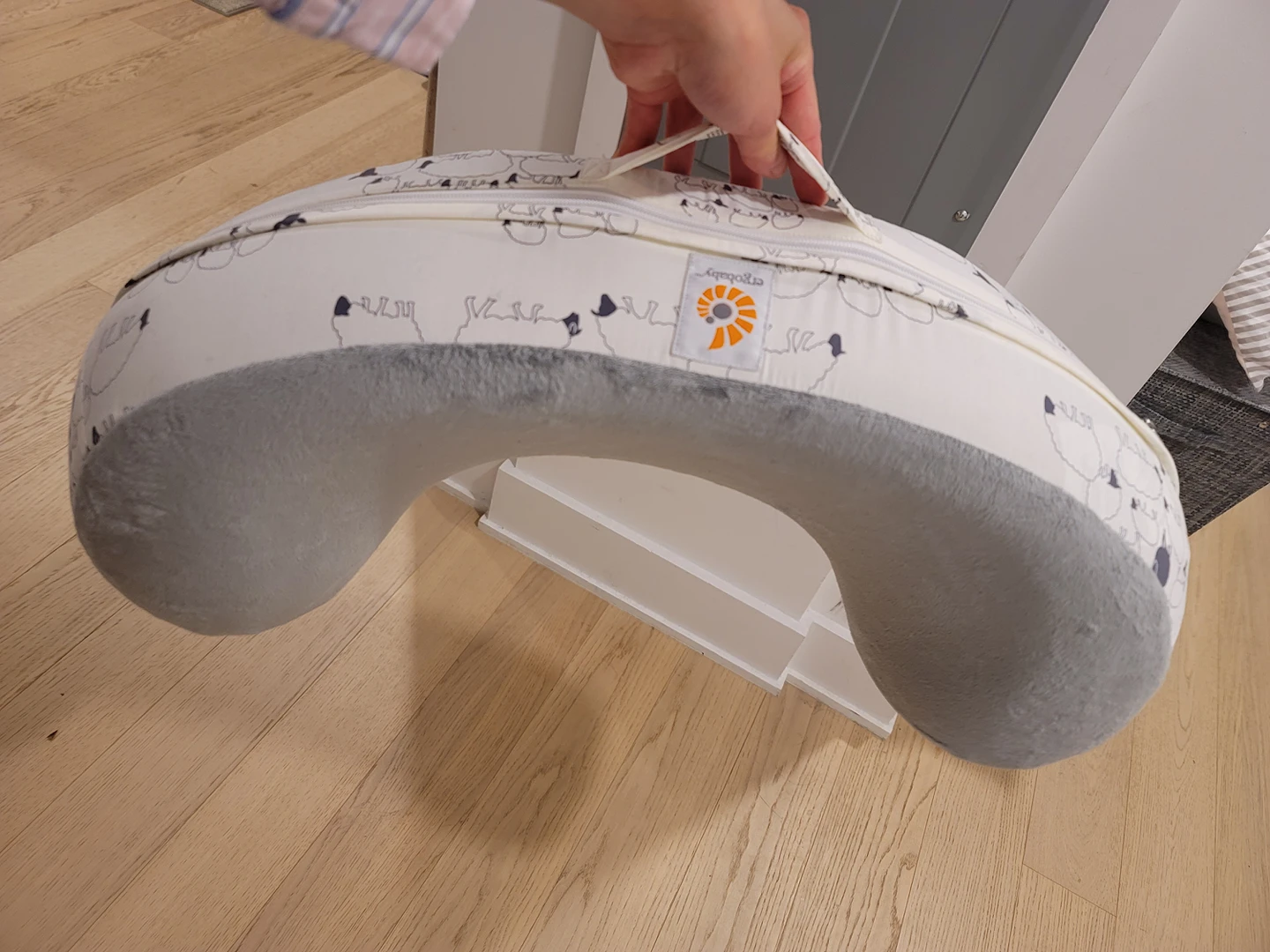 ergo breast feeding cushion