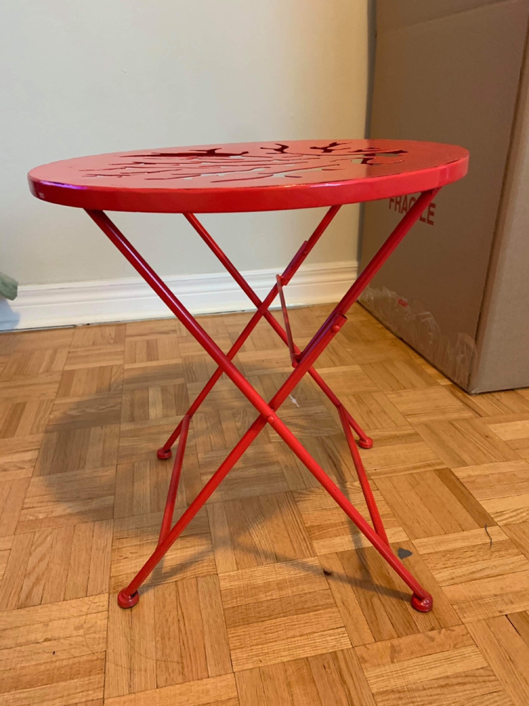 Foldable table