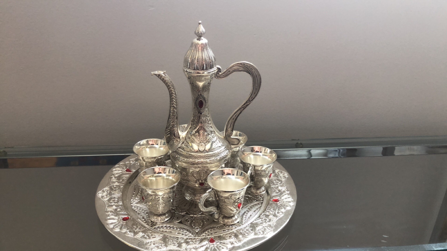 Silver color Moroccan tea cup set thumbnail