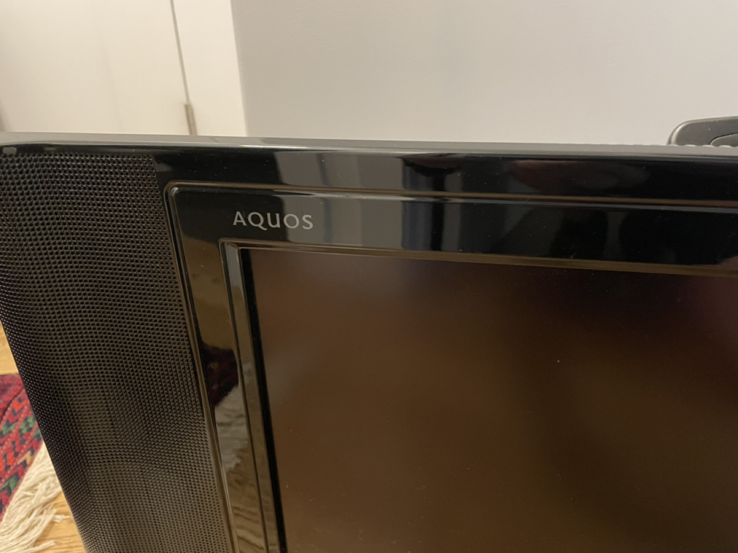 TV Sharp Aquos - photo 2