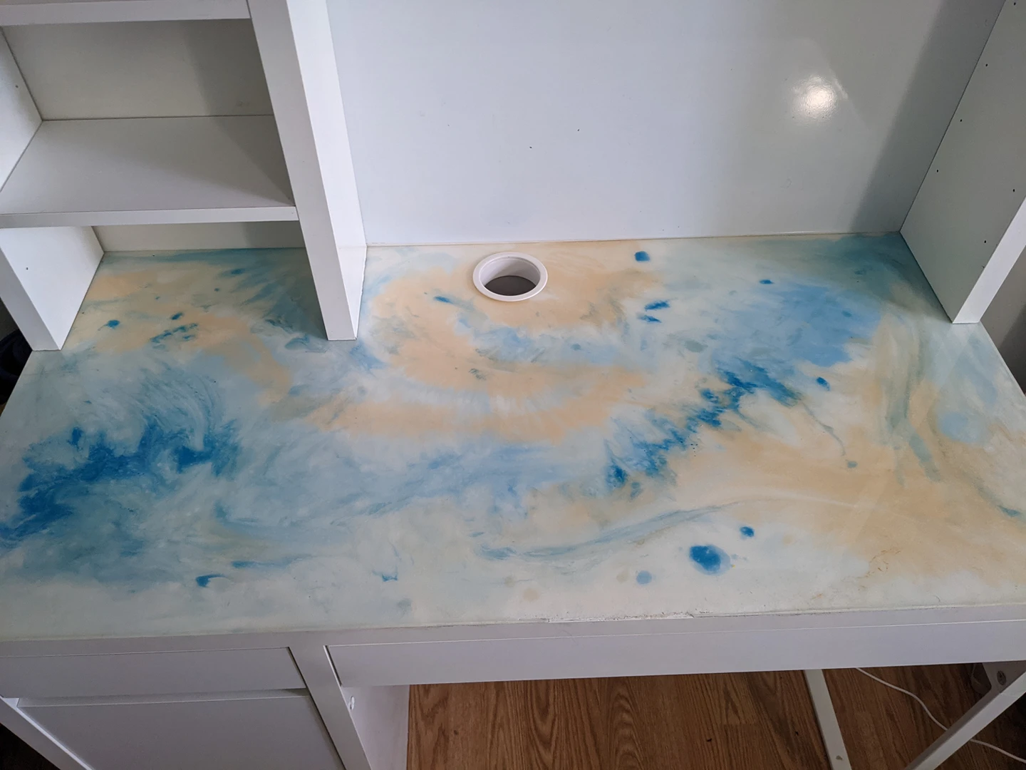 customized Ikea Malm desk image indicator(2)