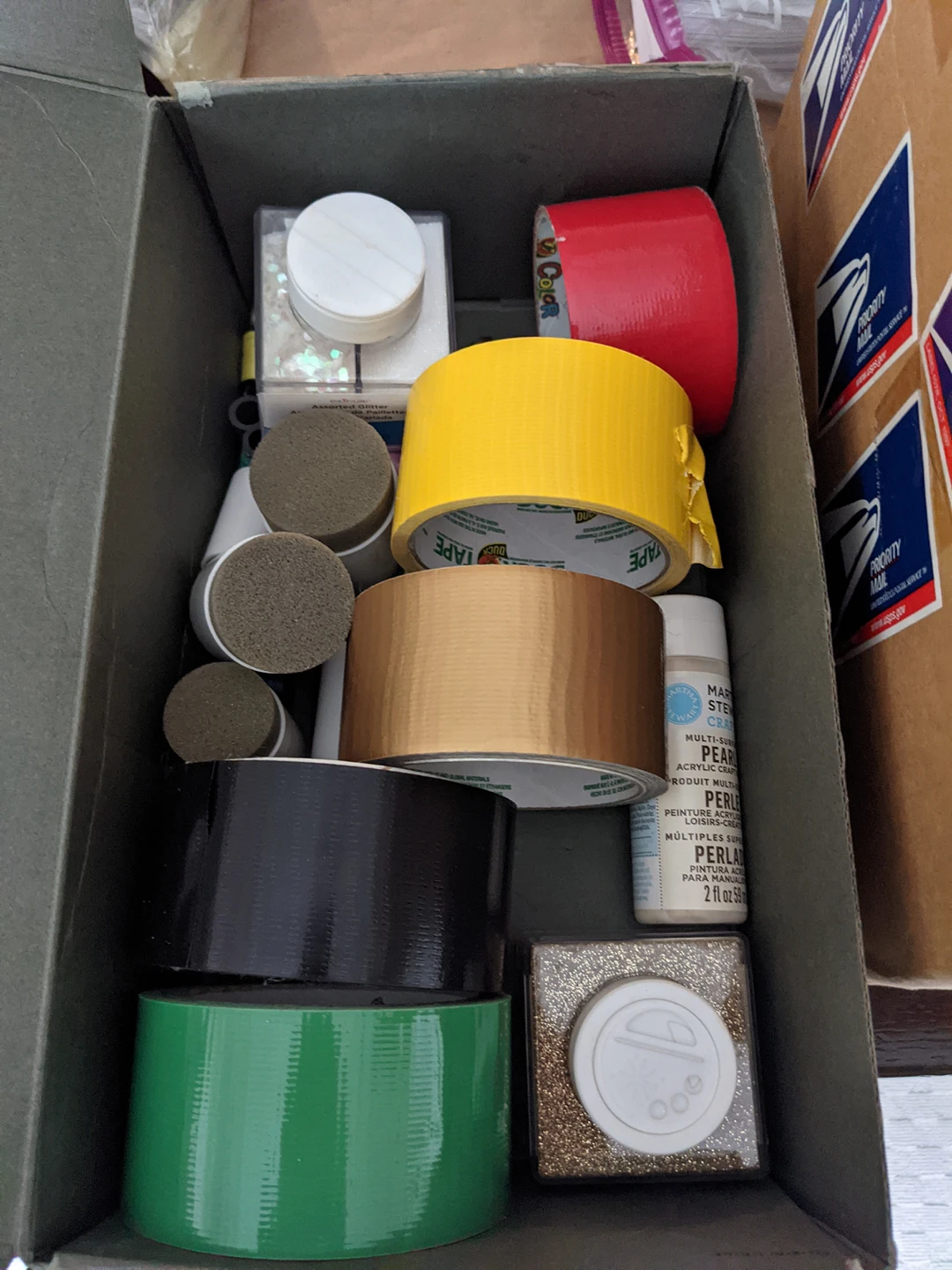 Free arts / crafts supplies including glue gun - photo 5