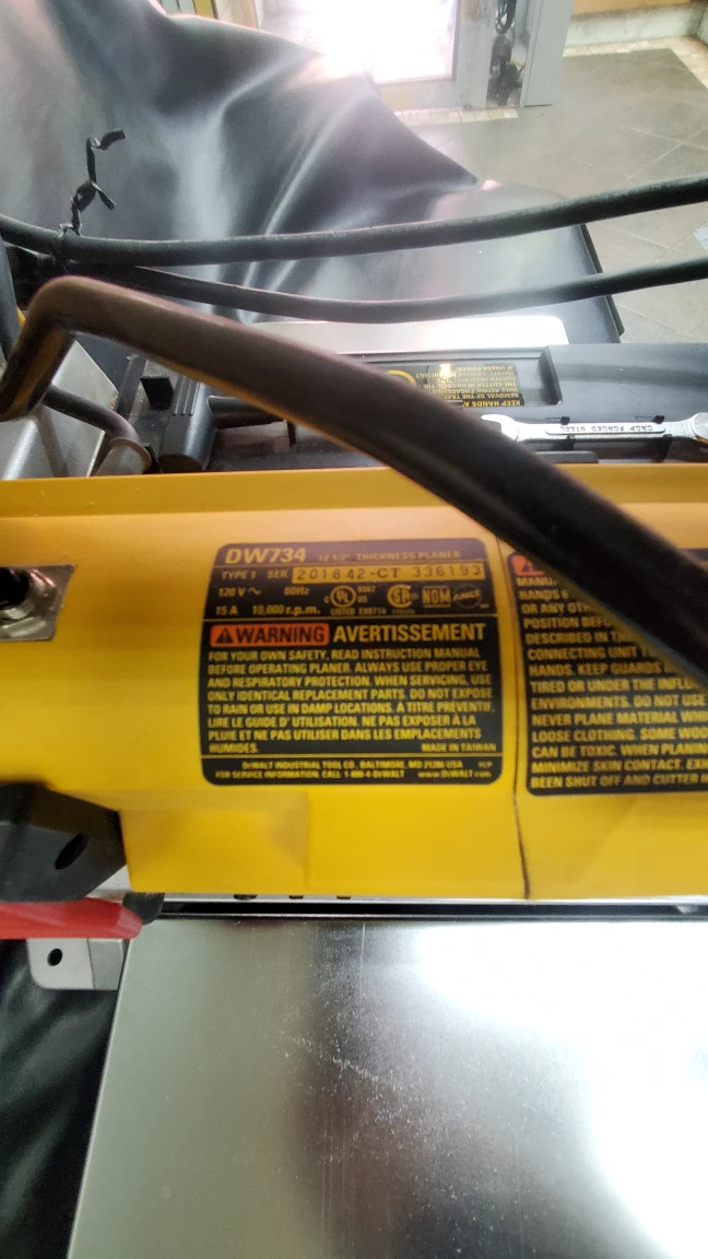 DeWALT DW734 12-1/2" Thickness Three Knife Head Wood Planer Tool - photo 3