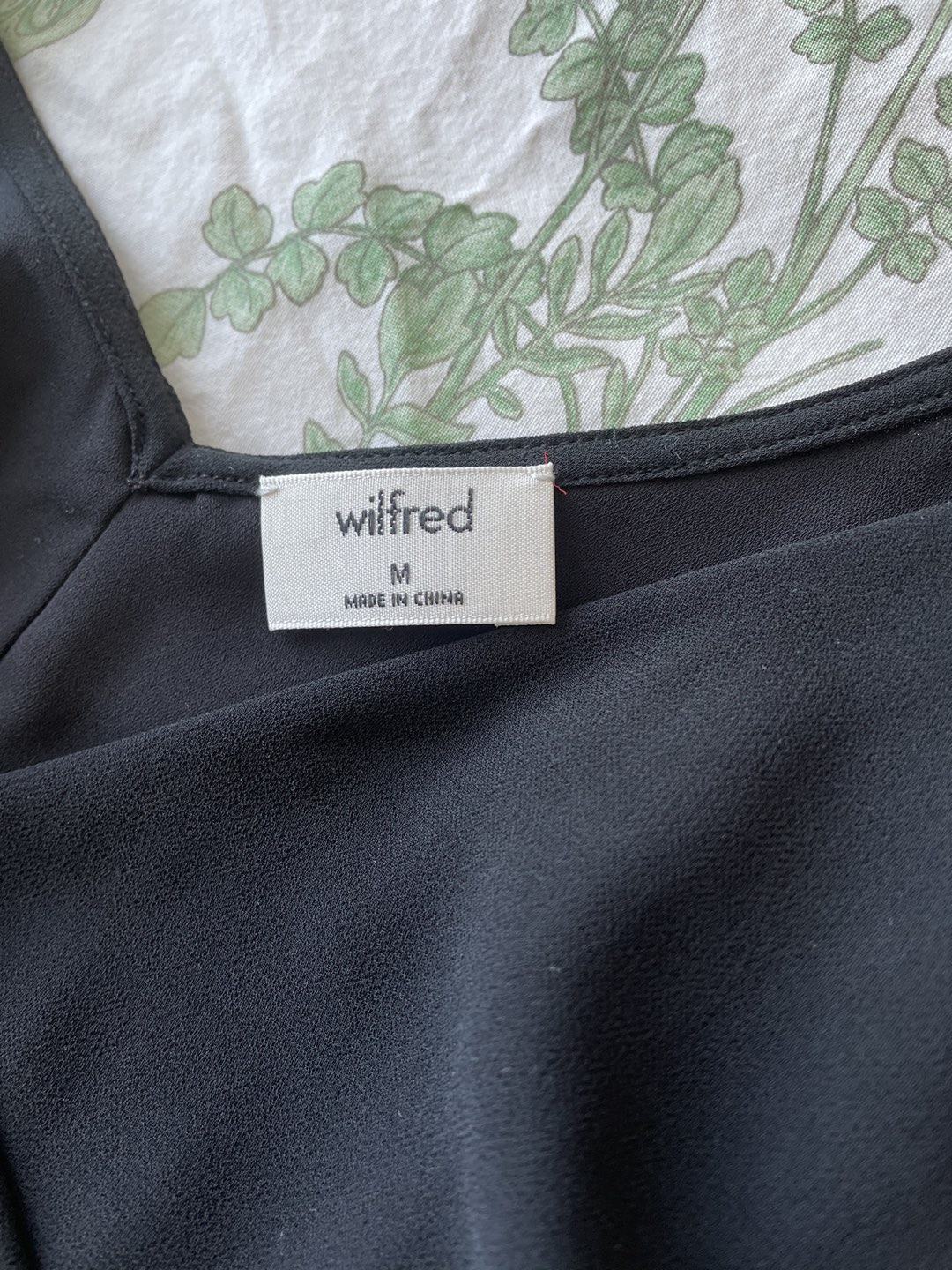 Aritzia Wilfred beaune dress, size M balck - photo 5
