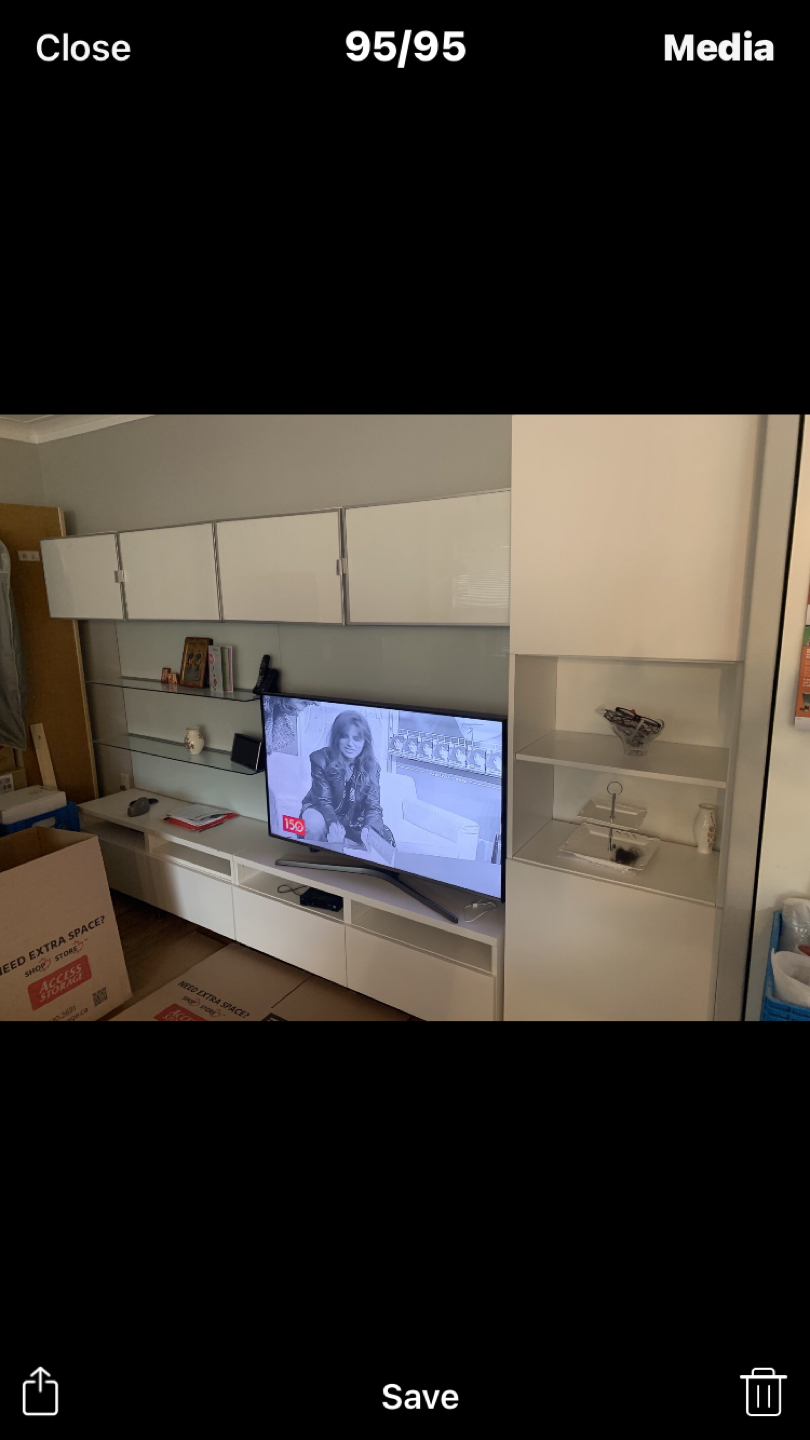 Entertainment unit/tv unit Besta