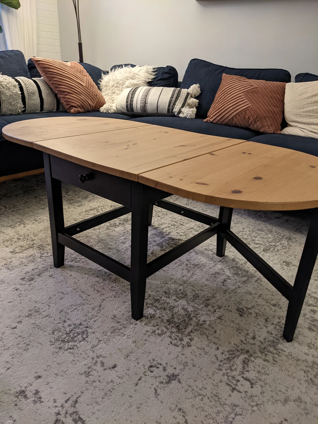 Gate-Leg Expandable Coffee Table - photo 2