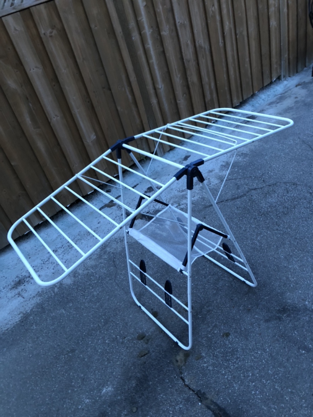 Clothes hanger thumbnail
