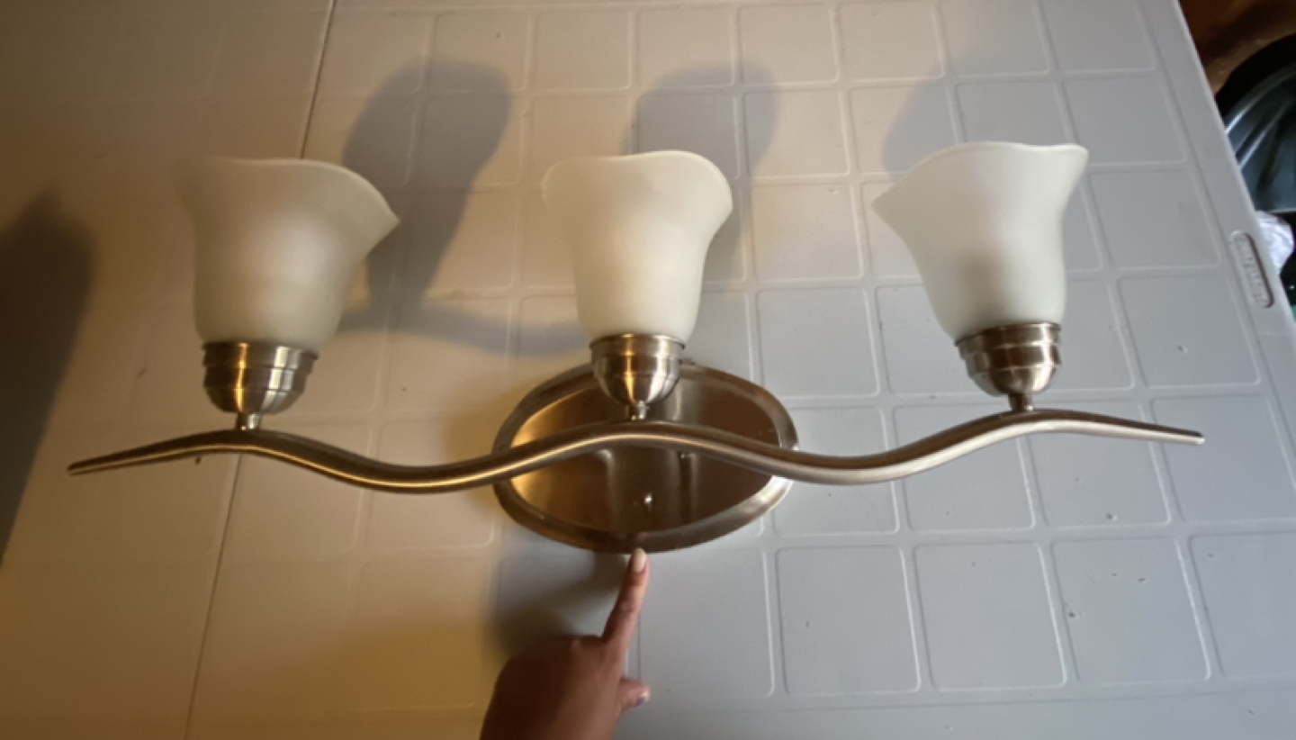 Bathroom light fixture