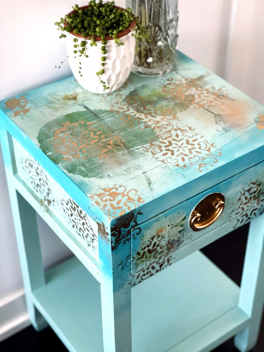 Oriental Style Lotus Solid Wood Table - photo 3