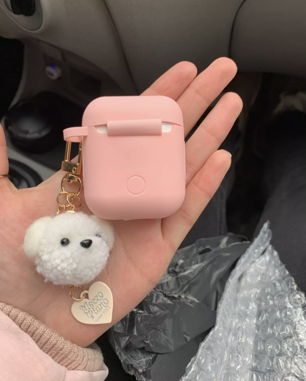 Silicone Case with chain and toy for AirPods headphones1/2