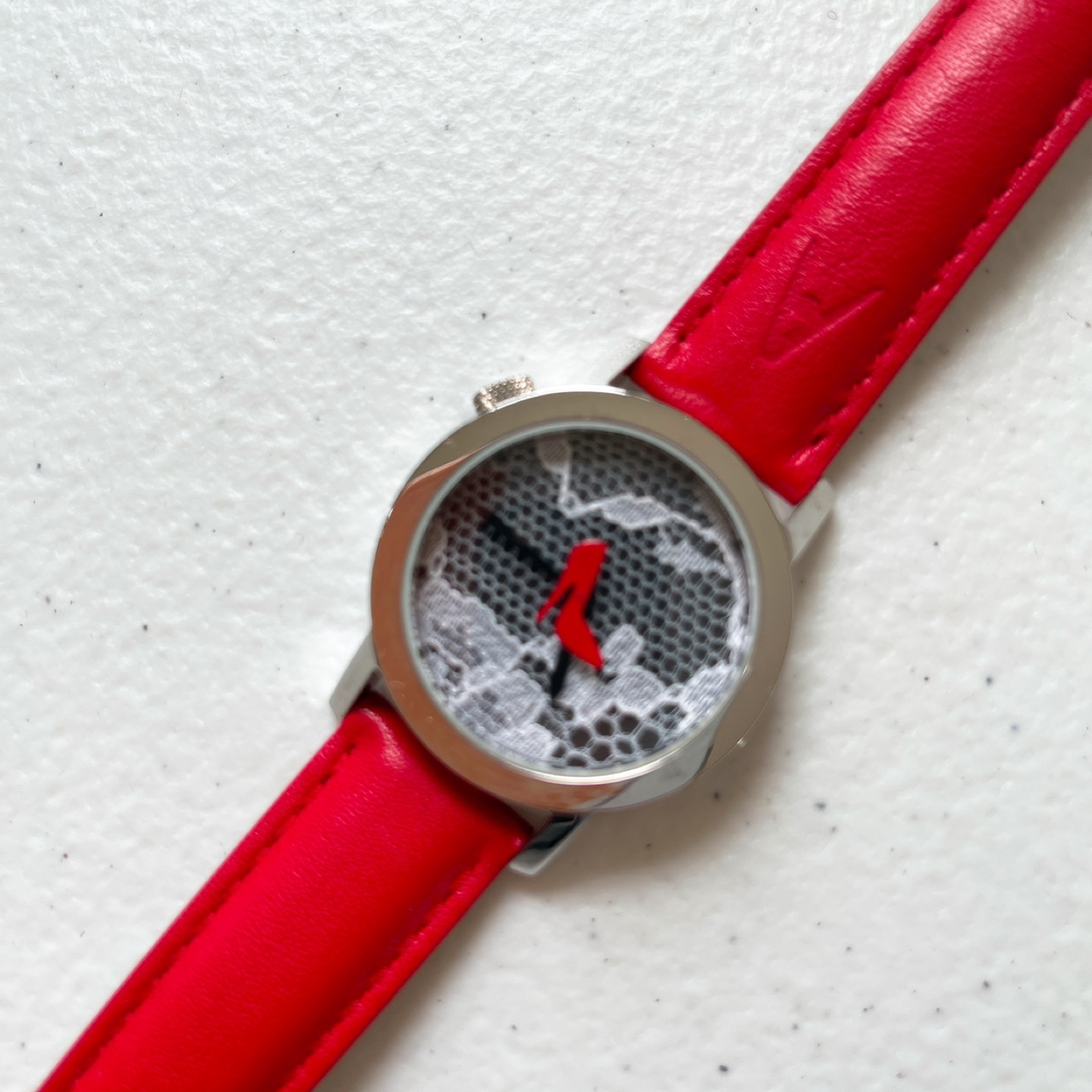 Women’s fashion watch Like New - photo 4