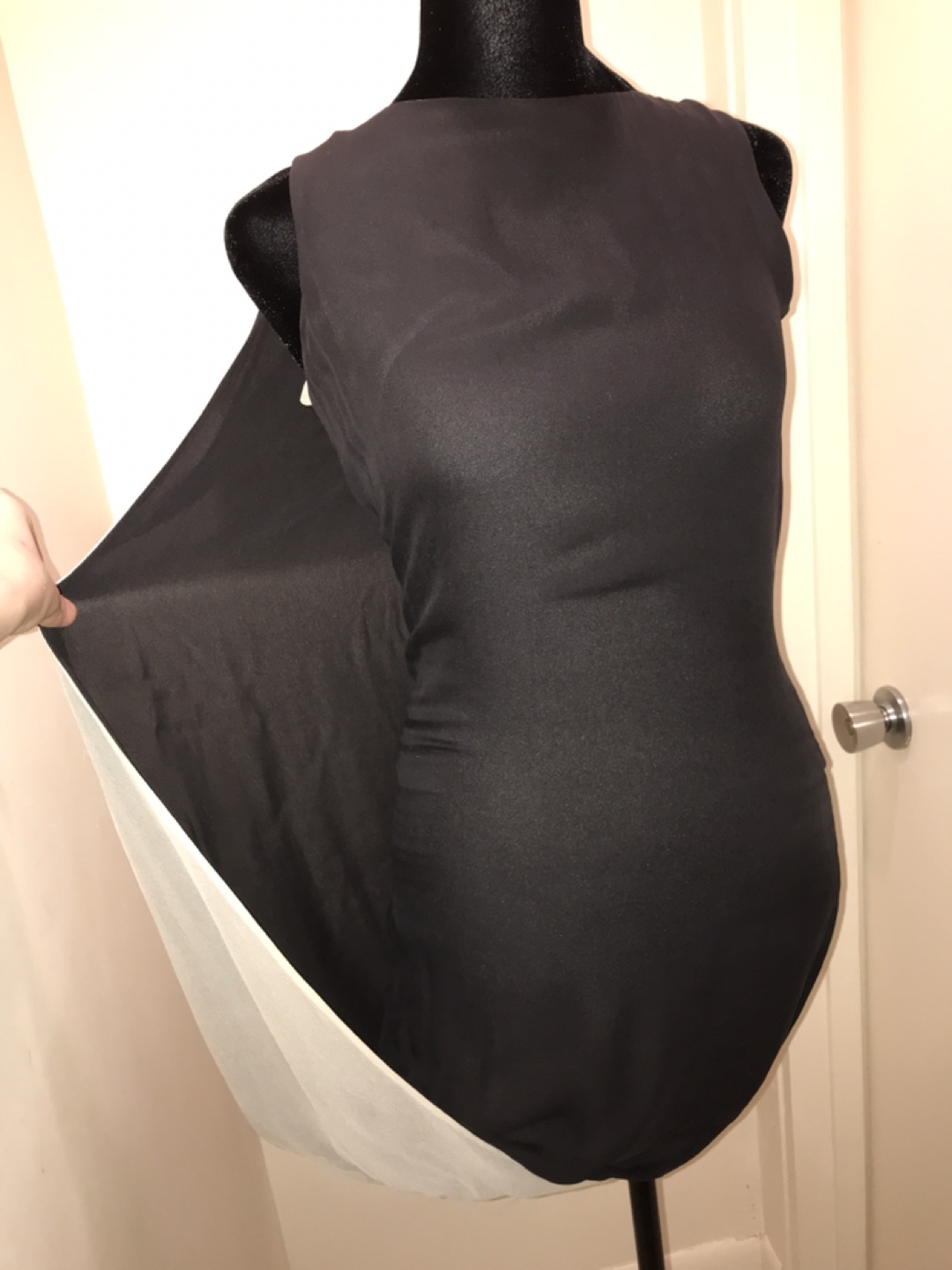Black and off-white silk dress, Halston