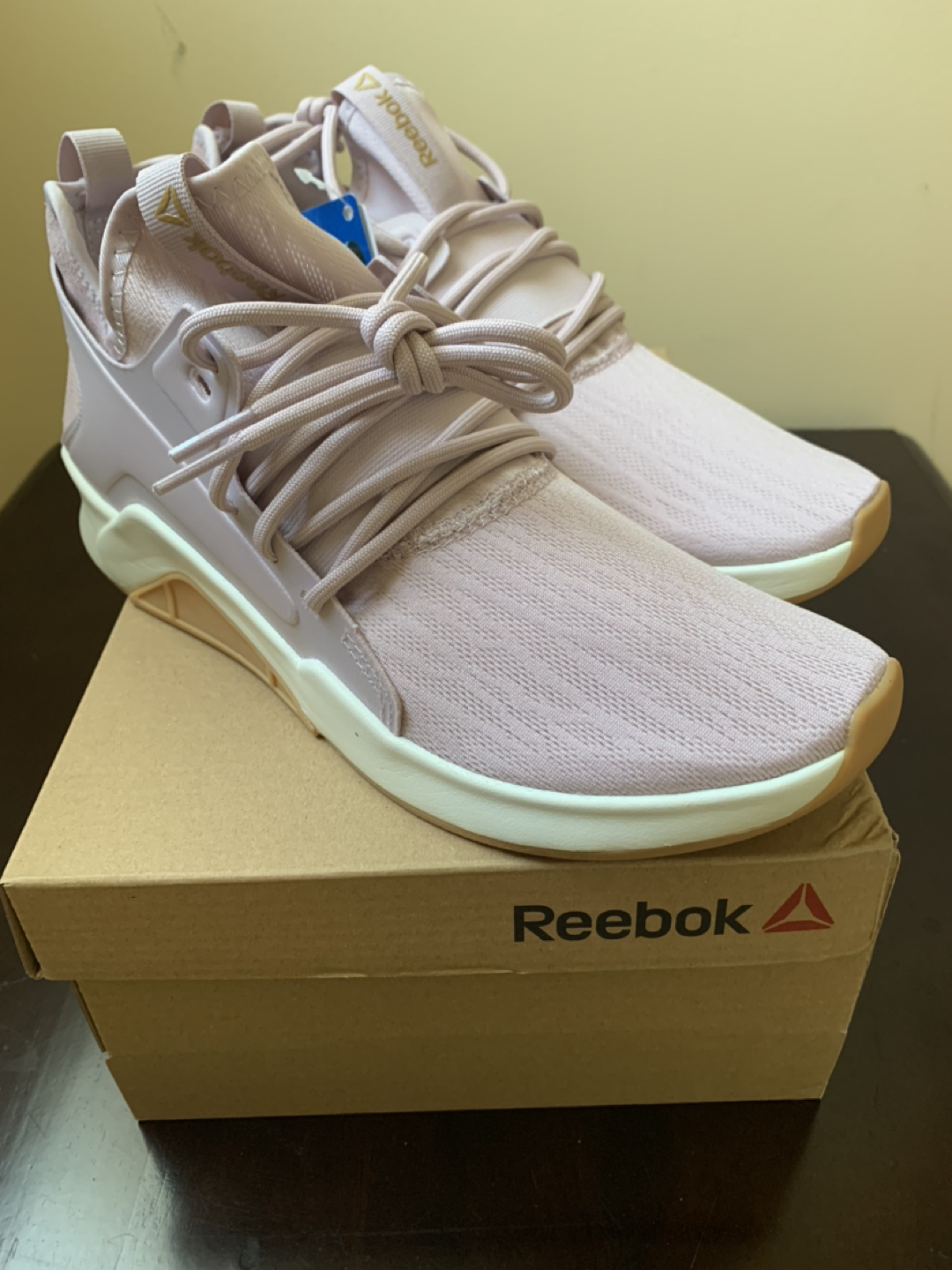 ✅ New Ladies Reebok Sneakers/Guresu 2.0- Size 7.5-PRICE DROP‼️ image indicator(3)