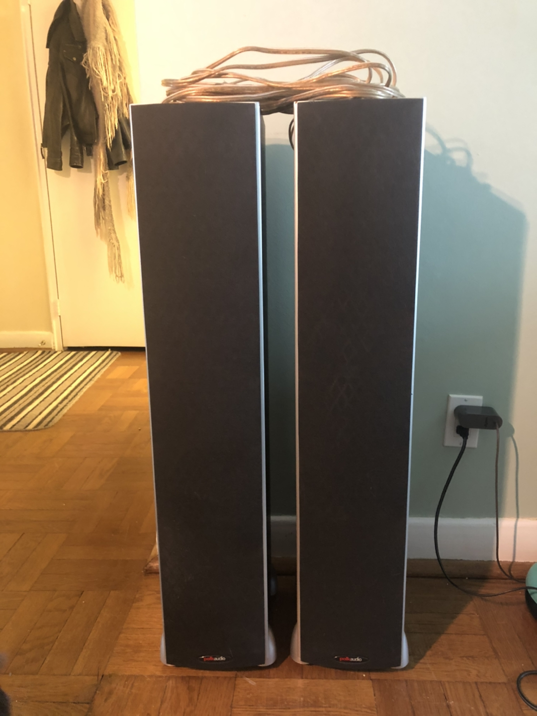 Polk audio ‘Monitor 50’ speakers
