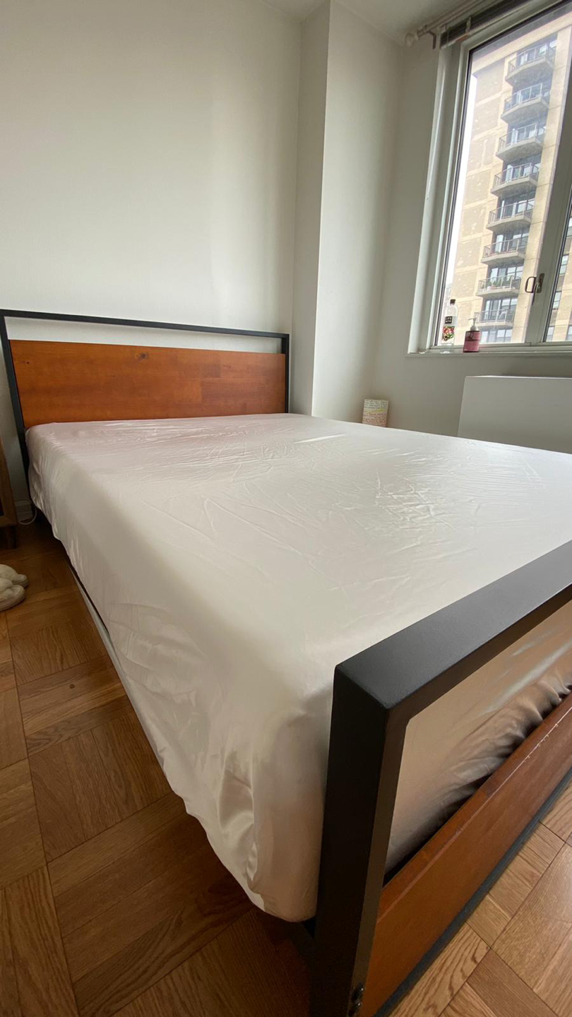 Queen Bed Frame - photo 5