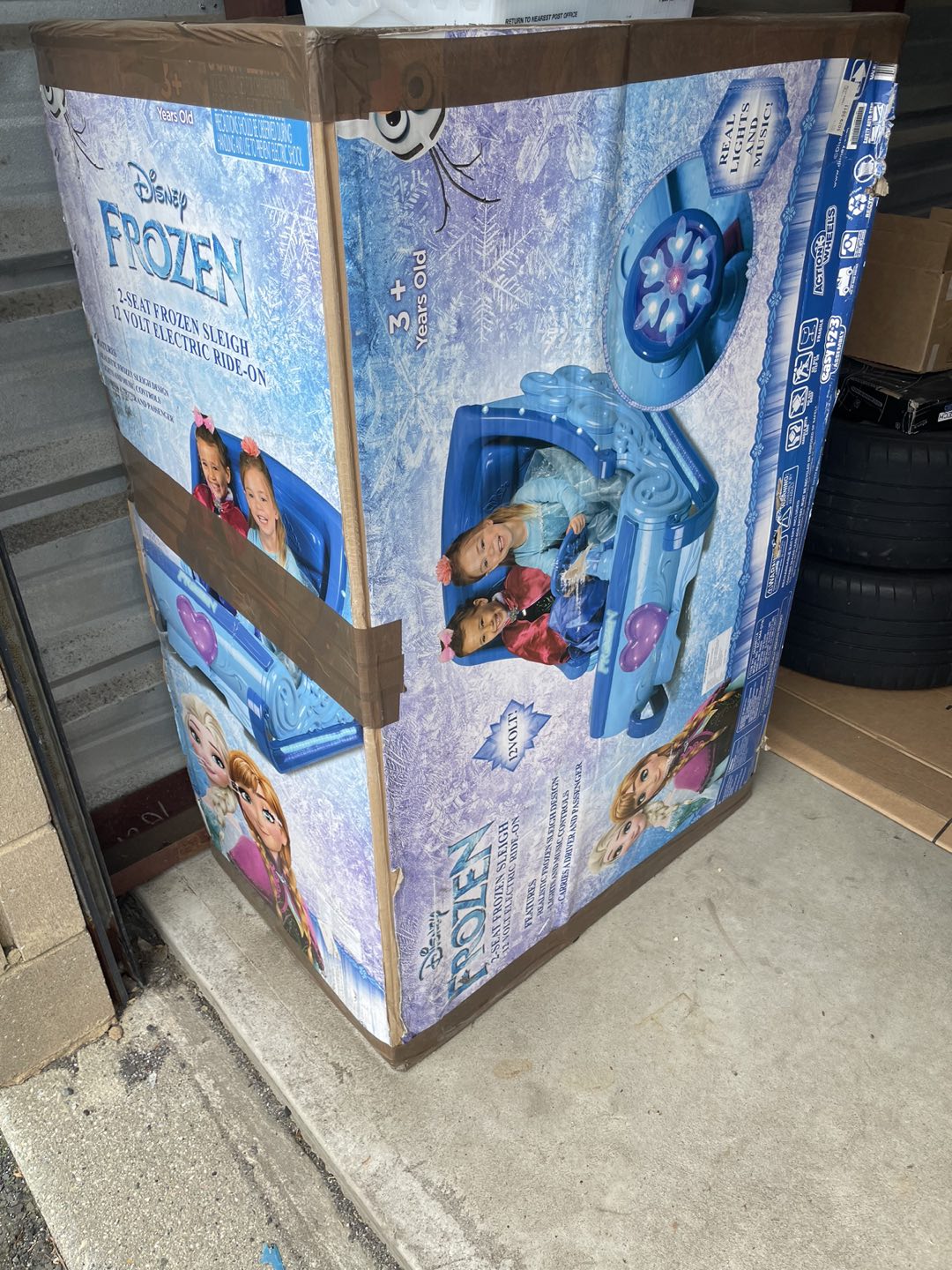 Frozen 2 ride on sleigh
