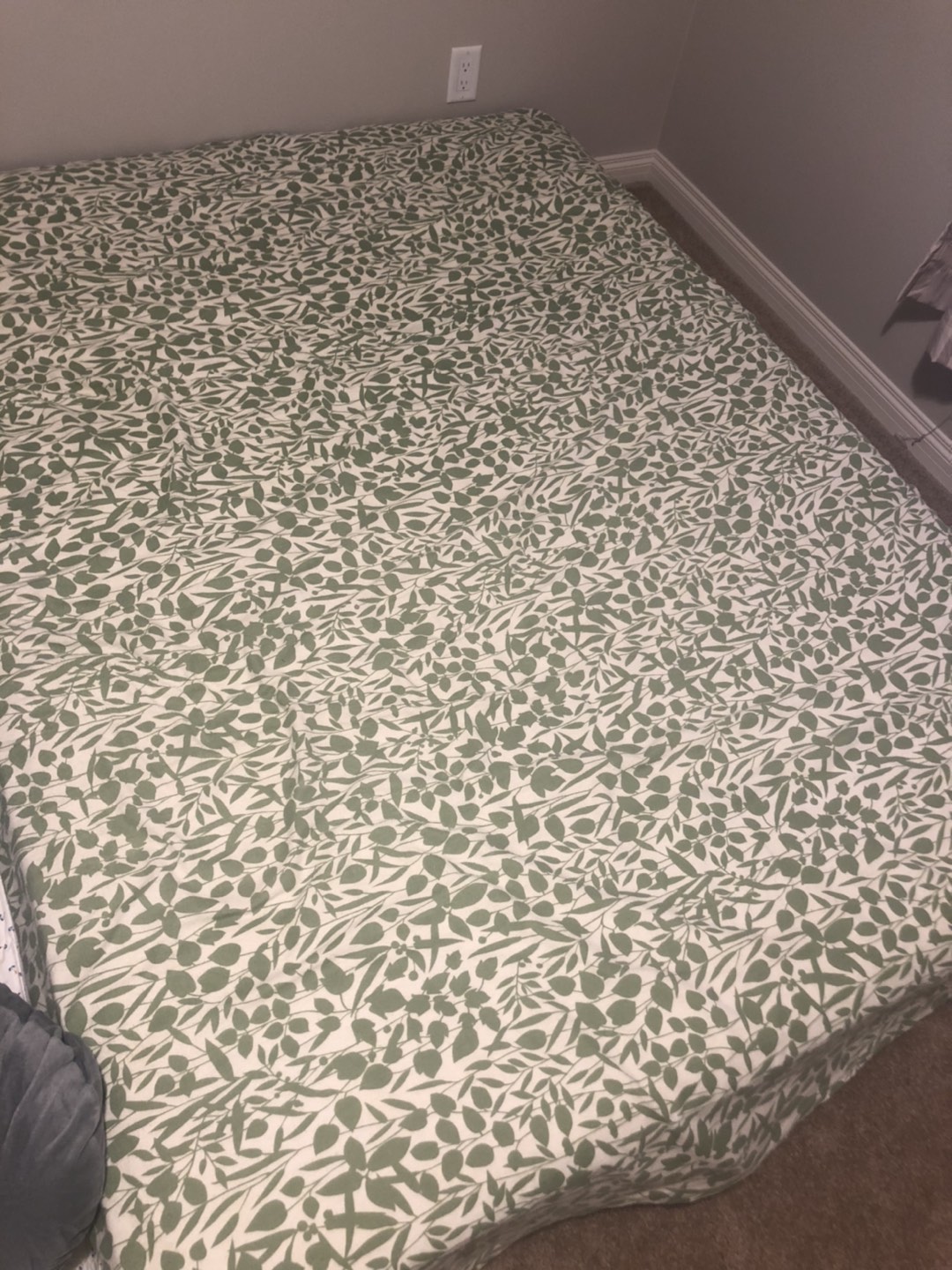 Queensize mattress for sale.  - photo 2