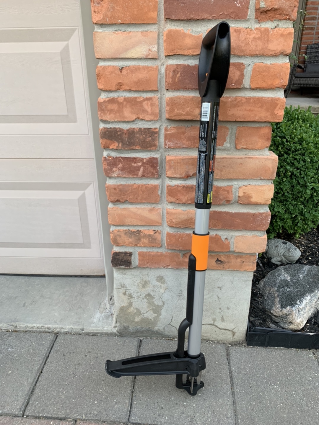 New Fiskar extendable weed puller - photo 2