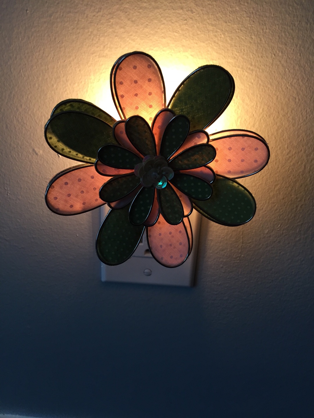 Pottery Barn Kids Floral Nightlight - photo 2