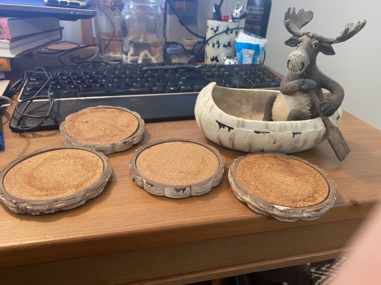 Moose sculpture holding four drink coasters image indicator(2)