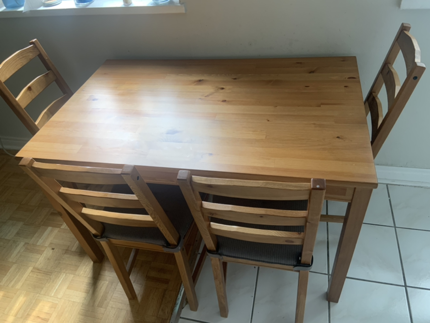 Dining table - photo 3