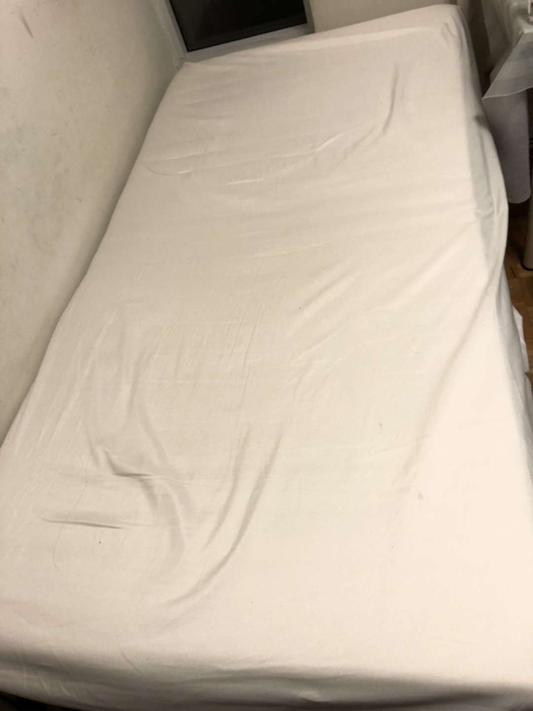 Twin size mattress thumbnail